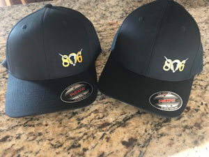 806 Flex Fit Black Hat Gold 806 White Skull