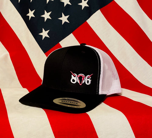 806 Black Snapback White mesh (white 806 Pink Skull)