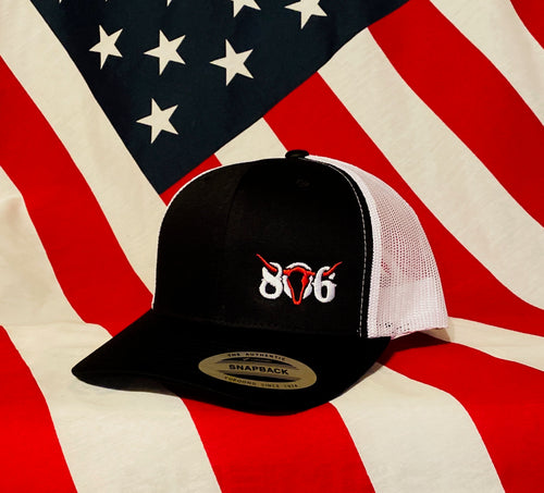 806 Black Snapback Hat White Mesh Back (White 806 with Red Skull)